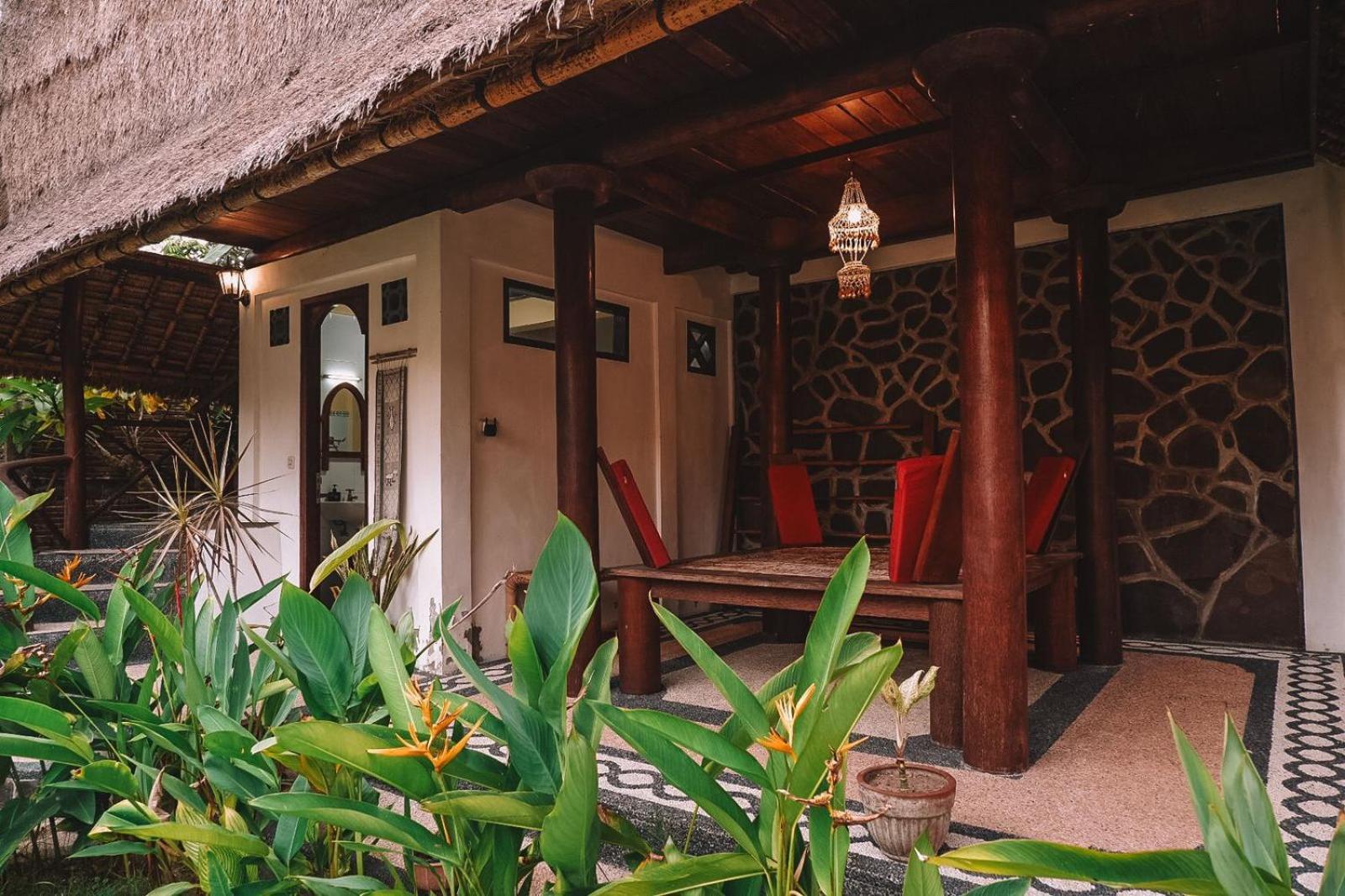 Sasak Experience Hotel Kuta  Buitenkant foto